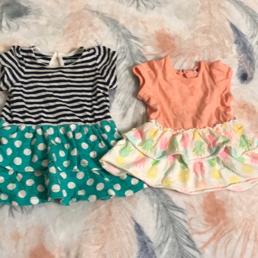 2 newborn baby dresses
